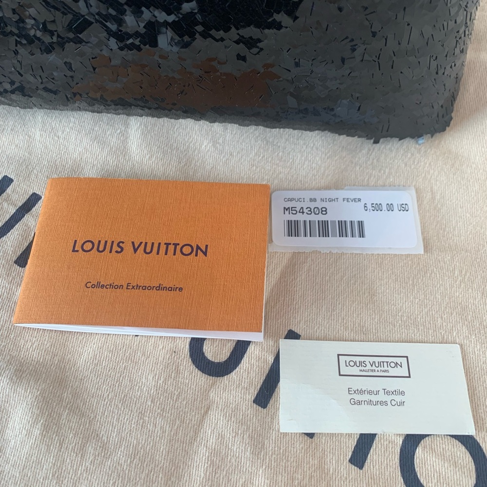Louis Vuitton Capucines - Picture 8 of 17